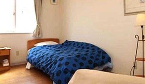 Single Room with Shared Bathroom, Non Smoking
