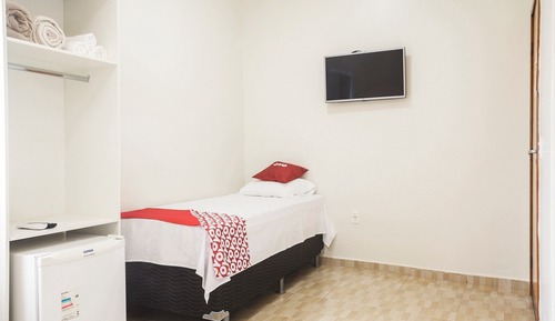 Habitación cuádruple (1 Double bed + 2 Single beds)