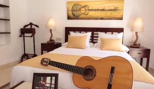 Suite junior, balcón