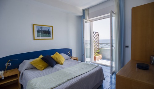 Apartamento panorámico, 1 habitación, vistas al mar, mirando al mar