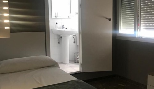 Habitación individual, baño privado