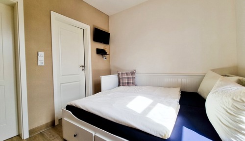Habitación individual estándar, baño privado (#9 LütunLüt NEU im EG)
