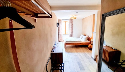 Habitación Deluxe doble, baño privado (#7 Fleur NEU im EG)