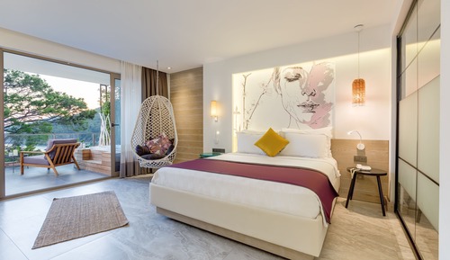 Habitación Deluxe doble, 1 cama de matrimonio grande, bañera de hidromasaje, vistas al mar