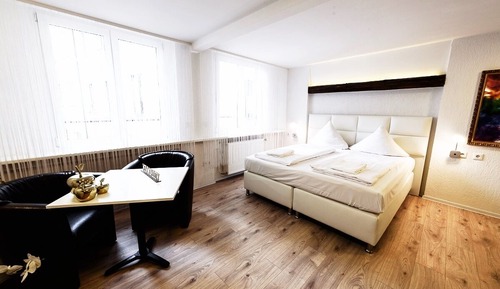 Estudio (Haus Burgchaussee - Stadt-Apartment)