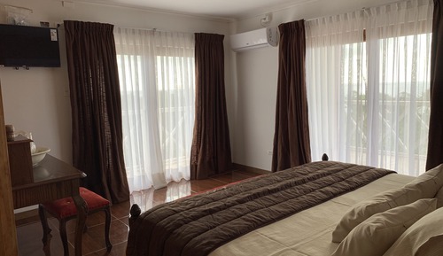 Room Porotu, 1 King Size Bed, Balcony, Sea view