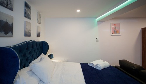 Apartment, Private Bathroom (Studio Sleeps 2)