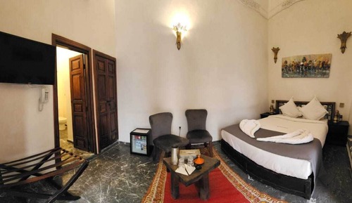 Habitación Deluxe, 1 cama de matrimonio, baño privado (01 BAB AGHNAOU  )