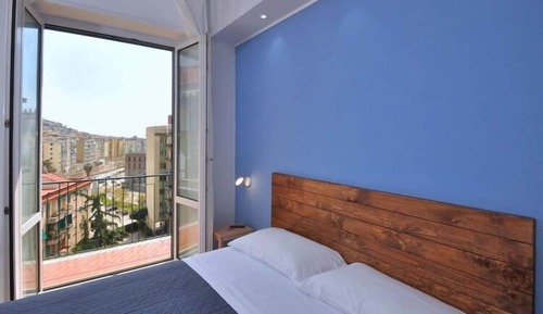 Habitación triple estándar, balcón