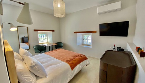 Habitación de lujo, 1 cama de matrimonio, bañera de hidromasaje (La tour)