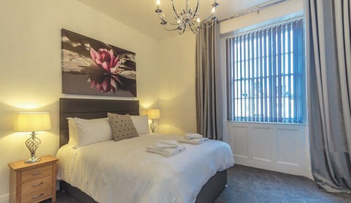 Casa (3 Bedrooms)