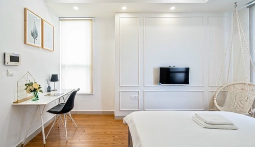 Suite estudio panorámica, cocina básica, vistas a la ciudad