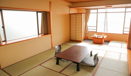 Habitación tradicional, vistas al mar (Japanese Style, for 4 Guests)