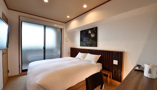 Habitación individual superior, solo para mujeres, no fumadores