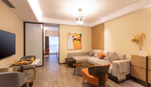 Apartamento estándar (行政大床一室一厅)