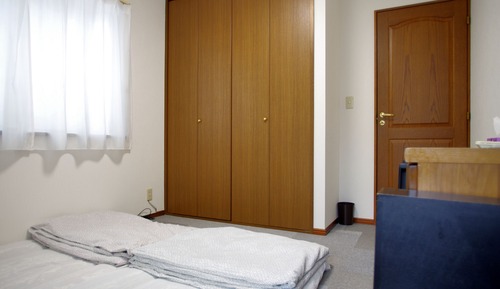 Casa familiar, 3 habitaciones, 2 baños