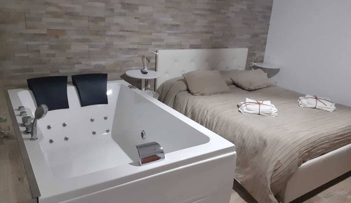 Suite estudio romántica, bañera de hidromasaje