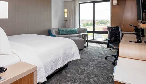 Habitación, 1 cama de matrimonio grande con sofá cama, vistas a la ciudad