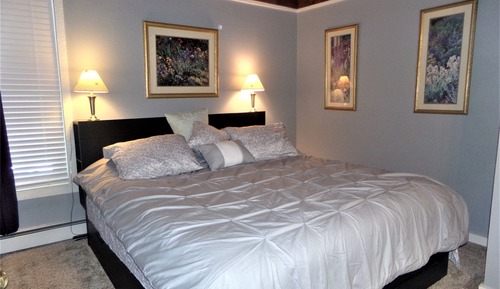 Apartamento, varias camas (Treehouse 2 bed 2 bath C THWC)