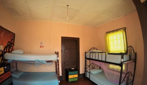 Shared Dormitory (4 pax)