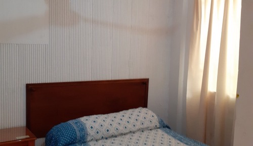 Habitación estándar con 1 cama doble o 2 individuales