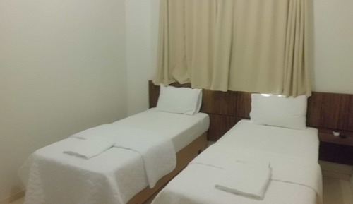Habitación Confort con 1 cama doble o 2 individuales