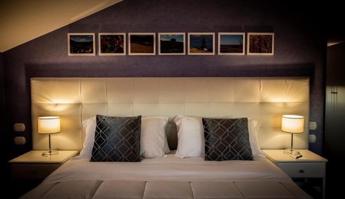 Habitación superior con 1 cama doble o 2 individuales