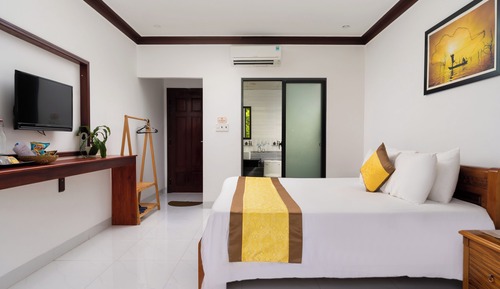 Habitación básica con 1 cama doble o 2 individuales