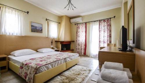 Habitación estándar con 1 cama doble o 2 individuales