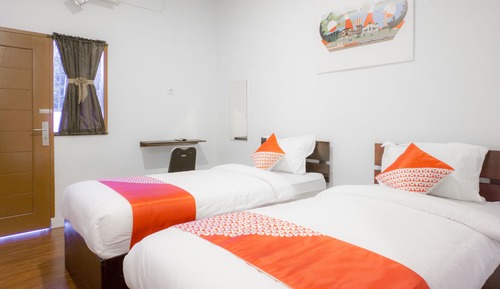 Habitación estándar con 2 camas individuales