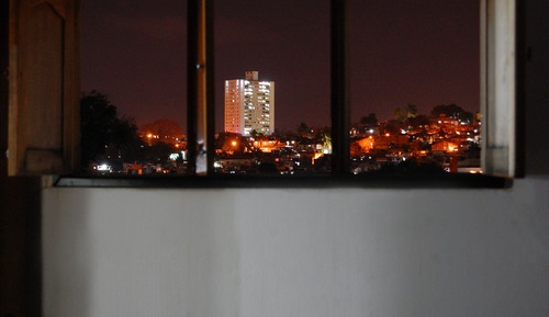 Casa familiar, varias habitaciones, terraza, vistas a la ciudad