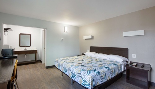 Habitación estándar, 1 cama de matrimonio grande, no fumadores, frigorífico y microondas