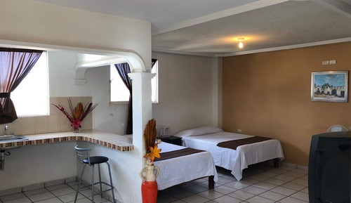 Habitación básica doble, 2 camas dobles