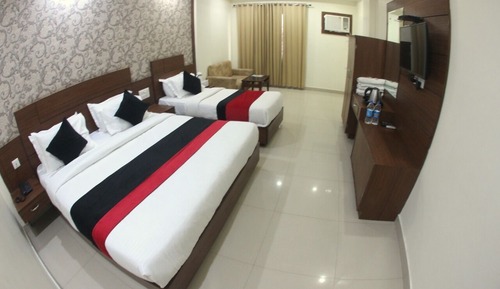 Superior Triple Room