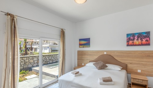 Suite Grand, 3 habitaciones, piscina privada, vistas a la piscina