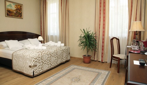 Habitación estándar doble (Kastély)