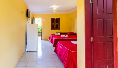 Habitación cuádruple básica (Bloco E)