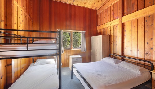Cabaña Deluxe, 2 habitaciones, vistas al lago (Deluxe Cabin 6pax)