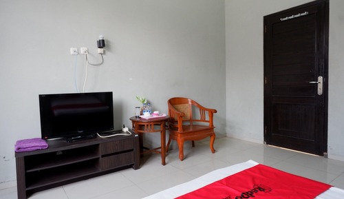 Habitación con 2 camas individuales (RedDoorz)