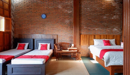 Habitación familiar (RedDoorz)
