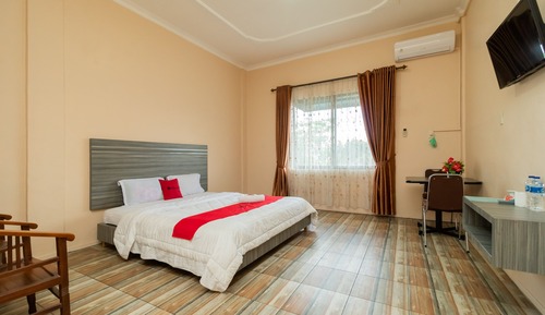 Habitación familiar (RedDoorz)