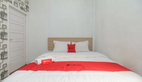 Habitación doble (RedDoorz)