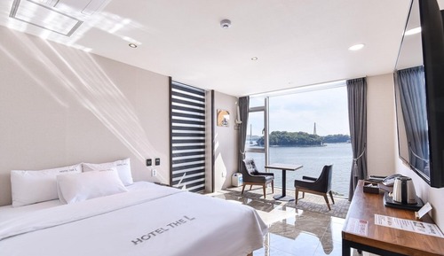 Room (Deluxe Ocean View)