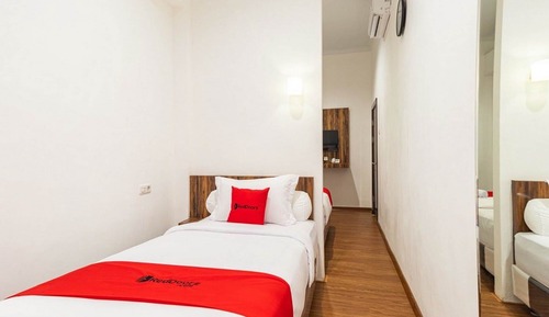 Habitación con 2 camas individuales