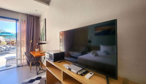 Suite Deluxe, 2 habitaciones, no fumadores, vistas a la piscina