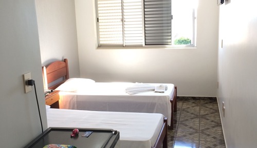 Habitación tradicional con 2 camas individuales