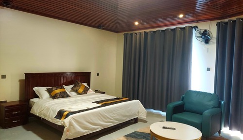 Habitación presidencial con 1 cama doble o 2 individuales, 1 cama de matrimonio grande