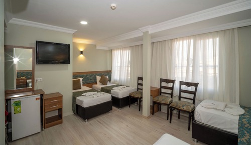 Habitación cuádruple estándar