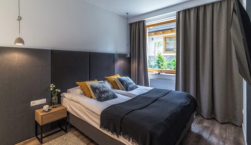 Apartamento Deluxe (007 with SPA, Pool access)