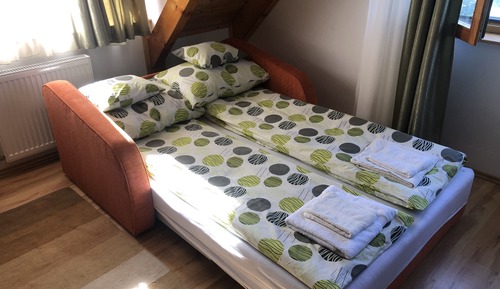 Habitación familiar, balcón